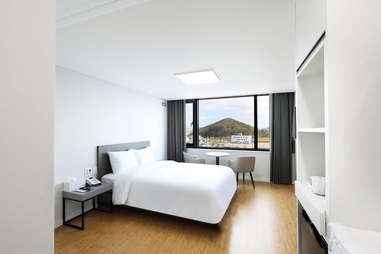 Mokpo Ocean Hotel Экстерьер фото