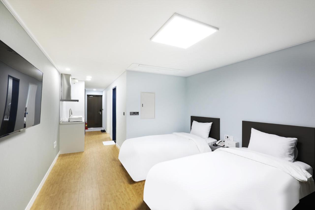 Mokpo Ocean Hotel Экстерьер фото